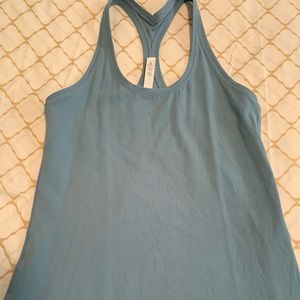 Lululemon cool racerback II nulu size 10